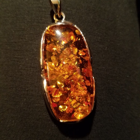 Amber Pendant - Picture 2 of 4